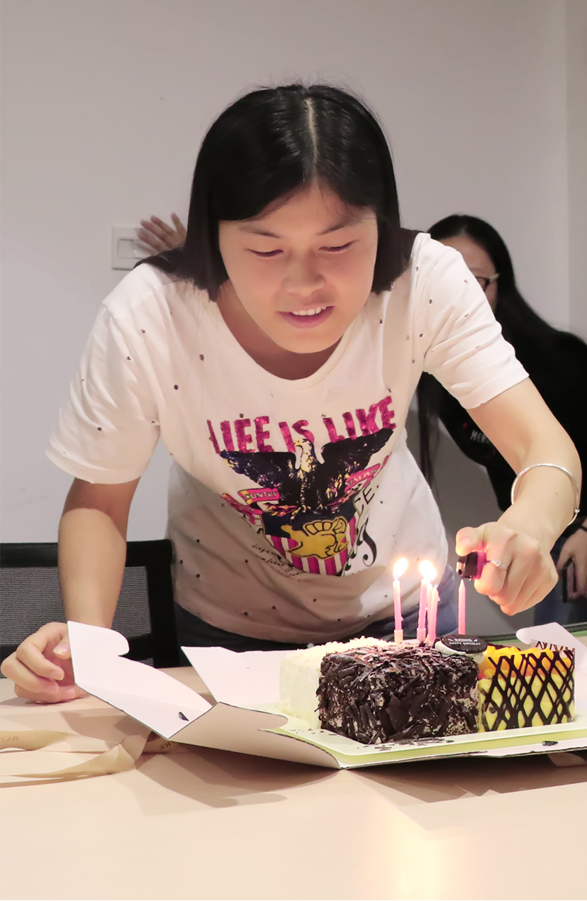 點蠟燭.jpg 點蠟燭.jpg