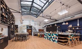 你想開什么樣的會(huì)？這家公司憑借場(chǎng)景設(shè)計(jì)把會(huì)場(chǎng)空間租賃給你