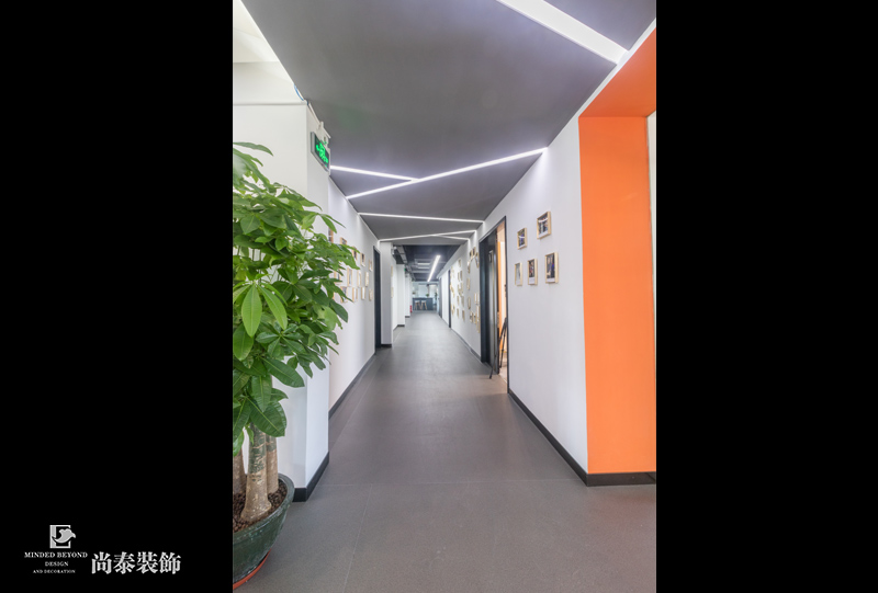 走廊裝修實拍圖