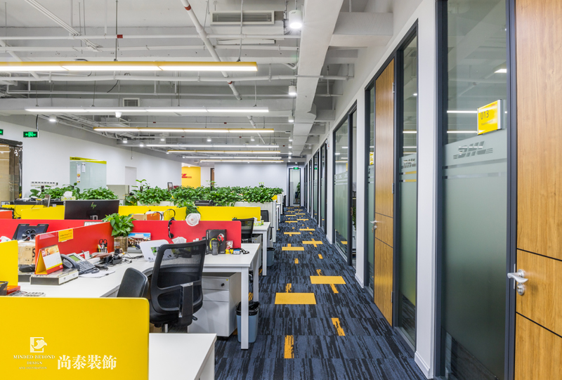 辦公室裝修實(shí)景圖