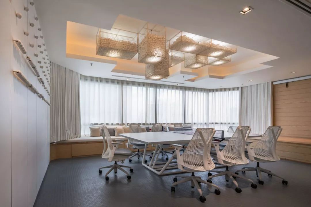 辦公室會(huì)議室設(shè)計(jì)圖片