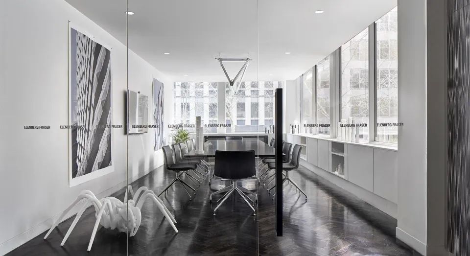 黑白辦公室會(huì)議室設(shè)計(jì)效果圖