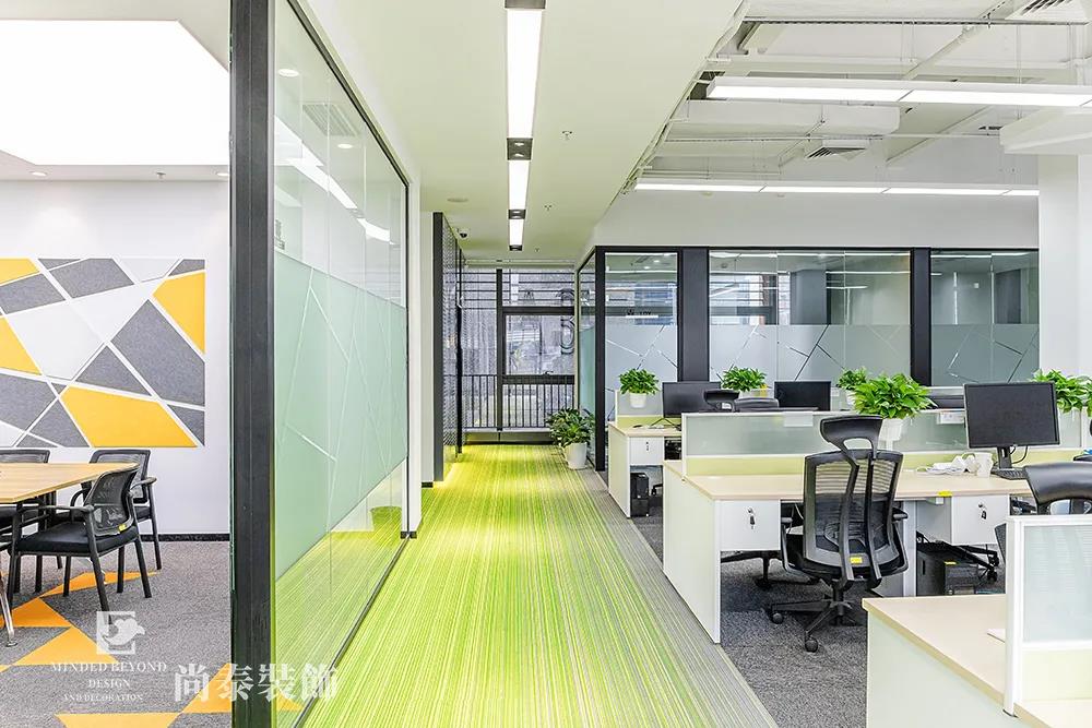 金融科技公司開放辦公區(qū)設計裝修實景圖