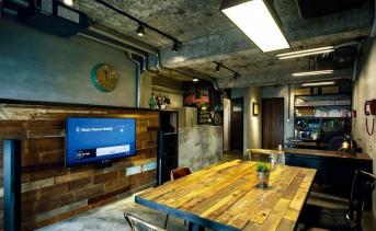 辦公室裝修效果圖:結(jié)合住家工作，獨(dú)創(chuàng)又多元的工業(yè)風(fēng)格空間