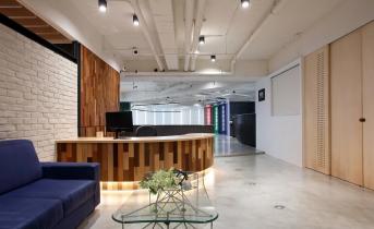 以建筑之形打造有機空間，辦公室變身工業(yè)風(fēng) 　